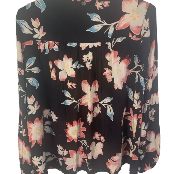 Billabong Women's Size M V Neck Tie Black Pink Floral Rayon Long Balloon Sleeve - Picture 2 of 12